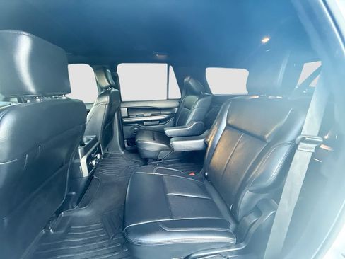 Used 2020 Ford Expedition XLT w/ Equipment Group 201A AWD/4WD image 26