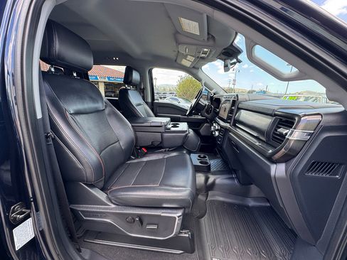 Used 2023 Ford F250 Lariat w/ Sport Appearance Package AWD/4WD image 25