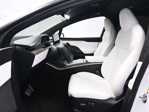 Used 2022 Tesla Model X AWD/4WD image 11