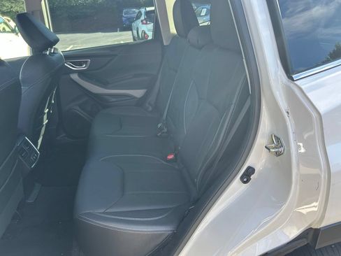 Used 2023 Subaru Forester Limited AWD/4WD image 19