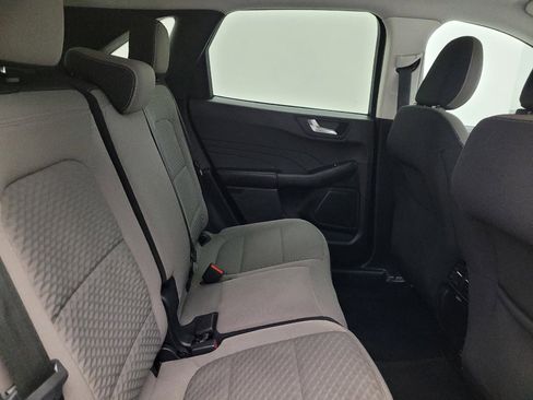 Used 2021 Ford Escape SE image 19