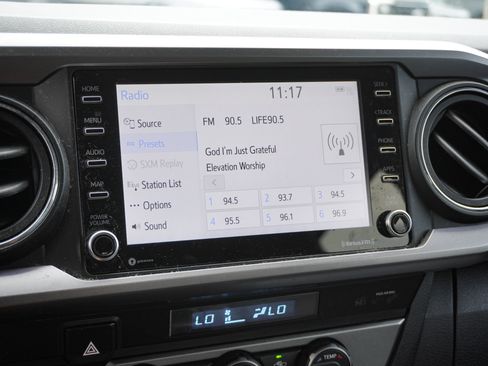 Used 2022 Toyota Tacoma SR5 w/ Technology Package RWD image 23