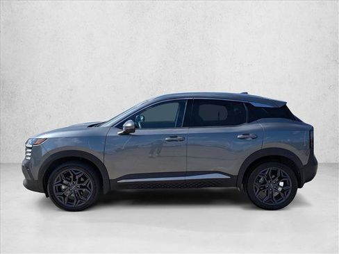 Used 2025 Nissan Kicks SR AWD/4WD image 7