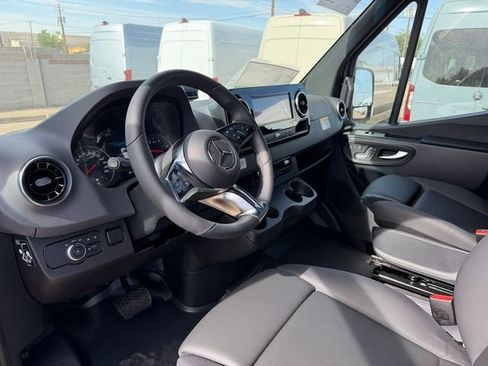 New 2026 Mercedes-Benz Sprinter 2500 image 10