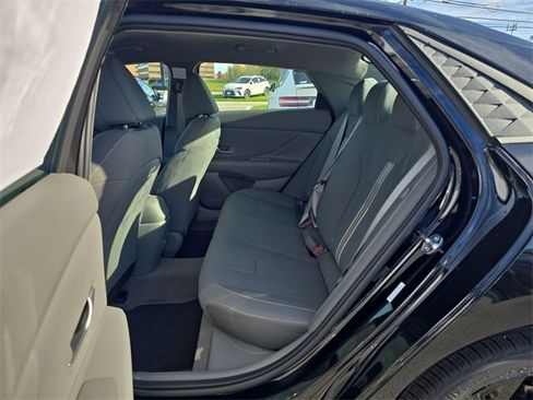 New 2026 Hyundai Elantra Sport image 21