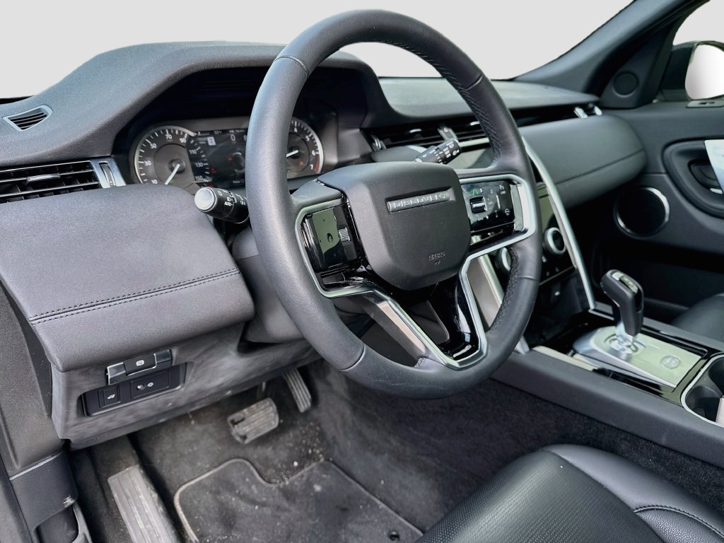 Used 2023 Land Rover Discovery Sport S AWD/4WD image 9