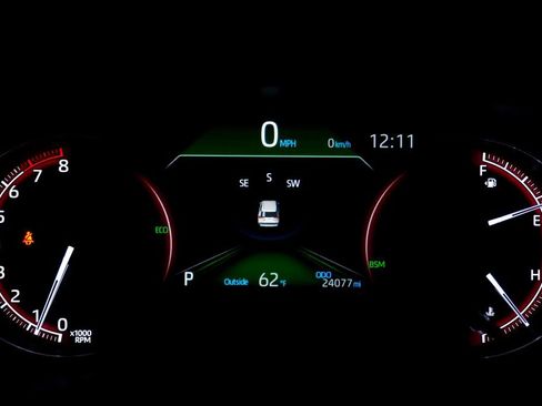 Used 2023 Toyota RAV4 XLE Premium image 27