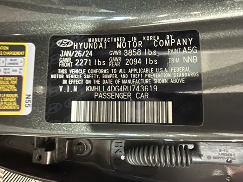 Certified 2024 Hyundai Elantra SE FWD image 12