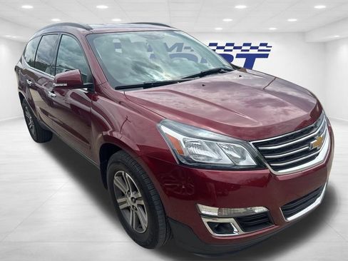 Used 2017 Chevrolet Traverse LT AWD/4WD image 4