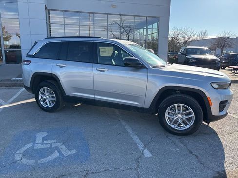 New 2026 Jeep Grand Cherokee Laredo X AWD/4WD image 39