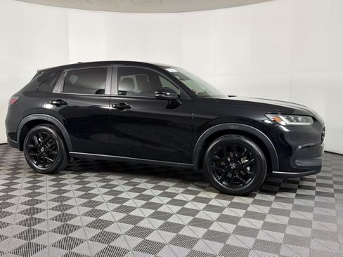 Used 2023 Honda HR-V Sport image 6