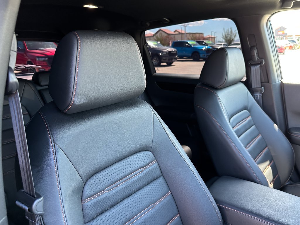 Used 2026 Honda CR-V Sport Touring image 18