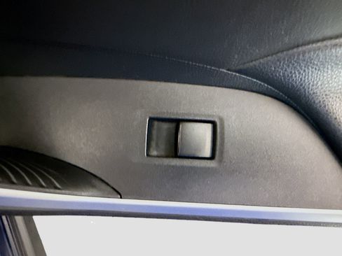Used 2021 Toyota RAV4 XLE FWD image 31