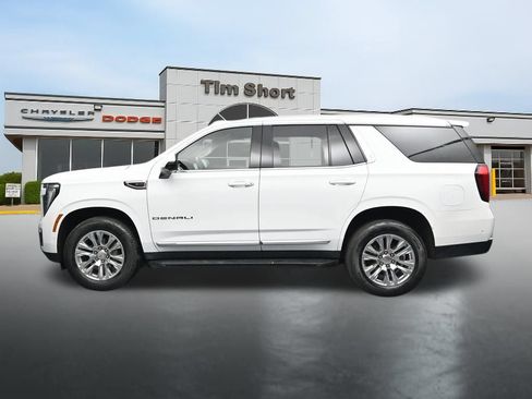 Used 2025 GMC Yukon Denali AWD/4WD image 2