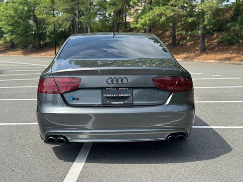 Used 2014 Audi S8 AWD/4WD image 10