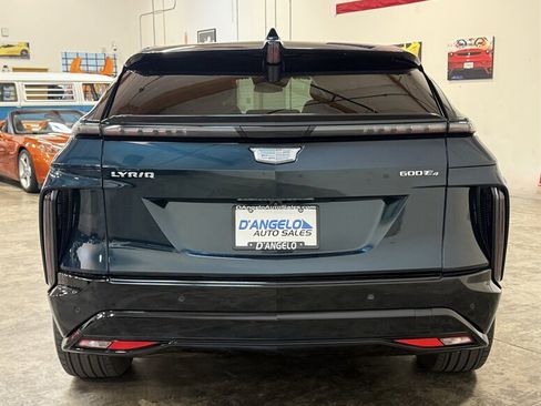 Used 2024 Cadillac Lyriq Sport AWD/4WD image 8