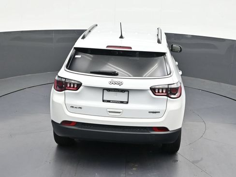 Used 2024 Jeep Compass Latitude AWD/4WD image 21