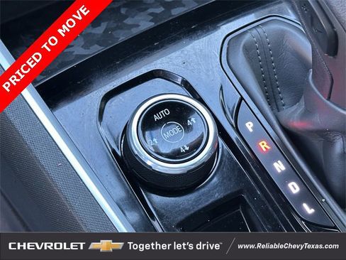 Used 2023 Chevrolet Colorado Trail Boss w/ Technology Package image 20