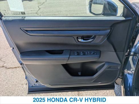 Certified 2025 Honda CR-V Sport image 12