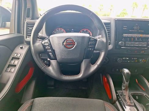 Used 2024 Nissan Frontier PRO-4X w/ Pro Convenience Package AWD/4WD image 13