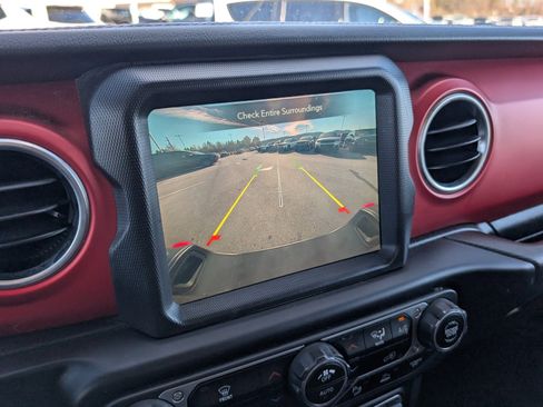 Used 2020 Jeep Gladiator Rubicon image 16