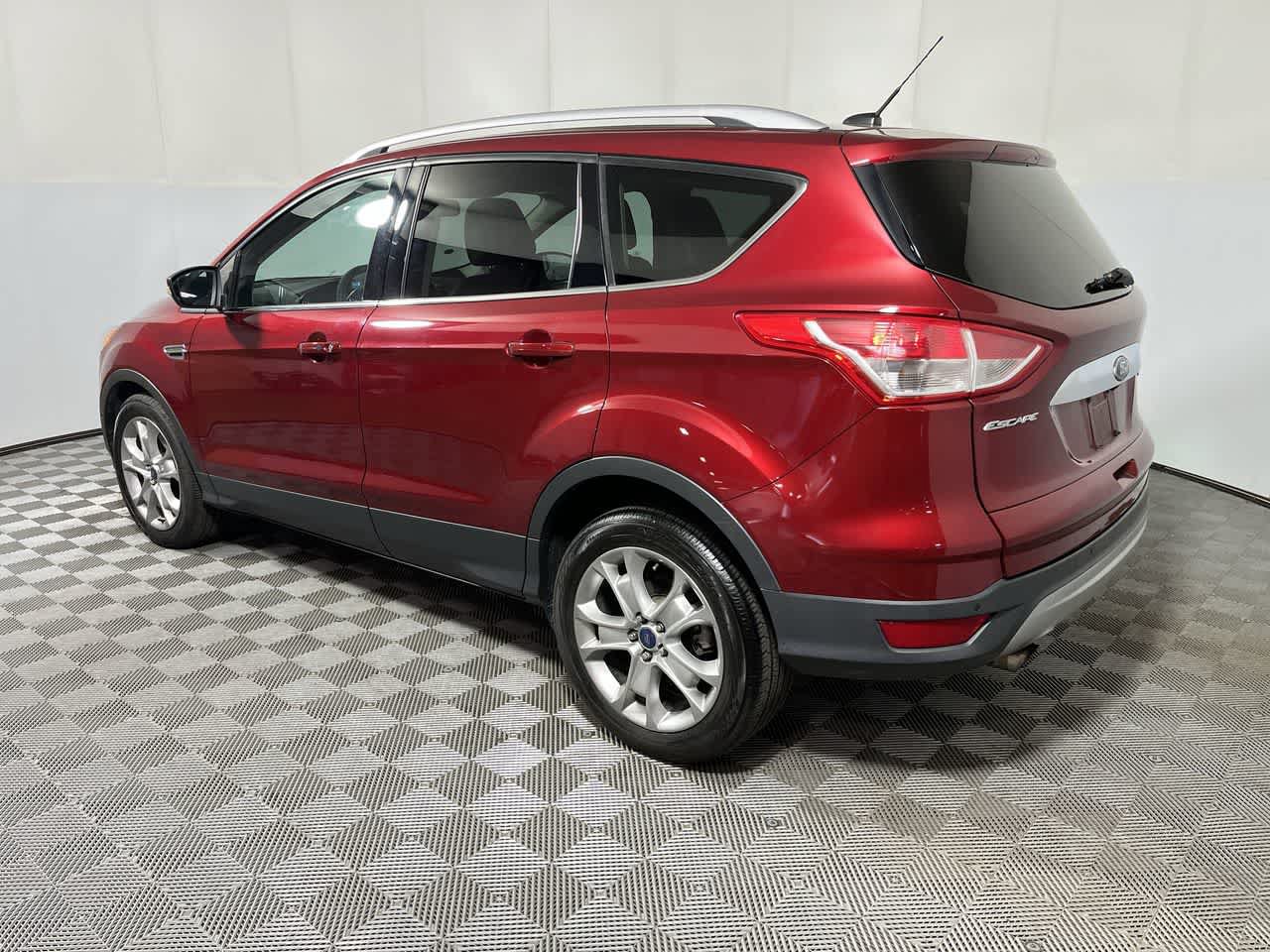 Used 2014 Ford Escape Titanium w/ Equipment Group 401A AWD/4WD image 6
