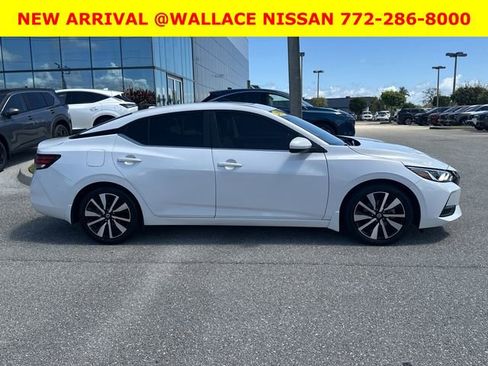 Used 2023 Nissan Sentra SV w/ SV Premium Package image 5