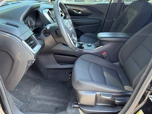 Used 2024 GMC Terrain SLE AWD/4WD image 16