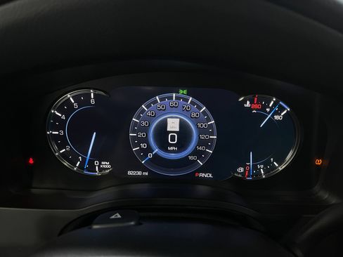 Used 2020 Cadillac Escalade Luxury w/ LPO, Radiant Package AWD/4WD image 23