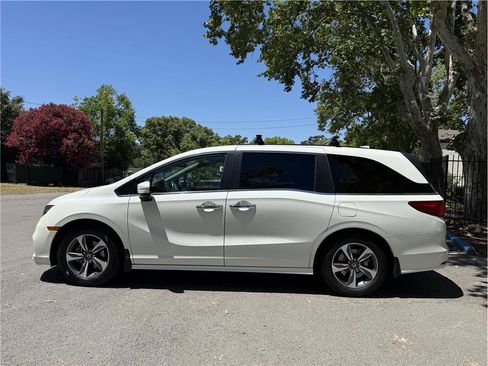 Used 2019 Honda Odyssey Touring image 4