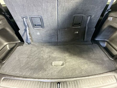 Certified 2024 Jeep Grand Cherokee L Limited w/ Luxury Tech Group II image 39