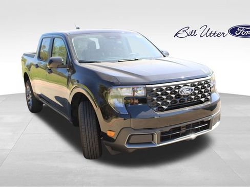 New 2025 Ford Maverick XLT w/ XLT Luxury Package image 2