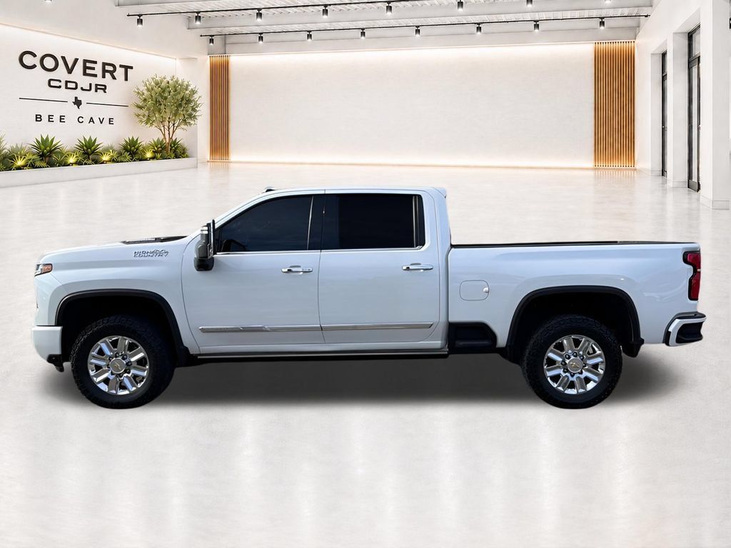 Used 2024 Chevrolet Silverado 2500 High Country w/ High Country Premium Package AWD/4WD image 10