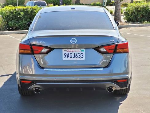 Used 2022 Nissan Altima 2.5 SR AWD/4WD image 6