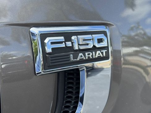 Used 2021 Ford F150 Lariat w/ Max Trailer Tow Package image 11