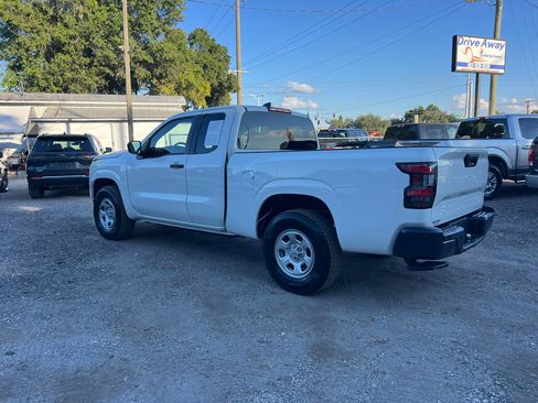 Used 2023 Nissan Frontier S image 5