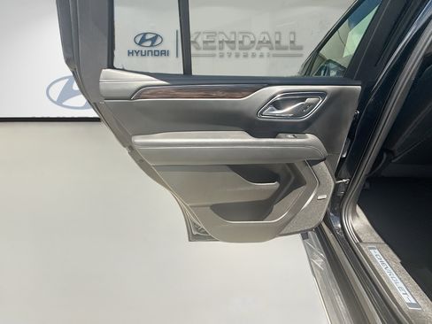 Used 2022 Chevrolet Tahoe LT w/ Luxury Package RWD image 23