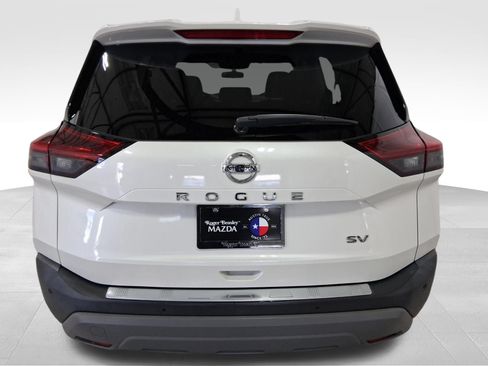 Used 2021 Nissan Rogue SV FWD image 5