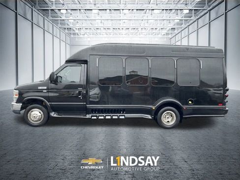 Used 2014 Ford E-350 and Econoline 350 Super Duty image 5