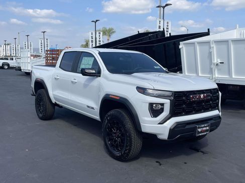 New 2026 GMC Canyon Elevation image 3