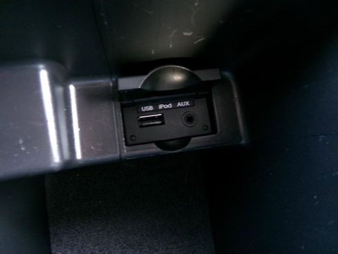 Used 2012 Hyundai Elantra GLS image 18