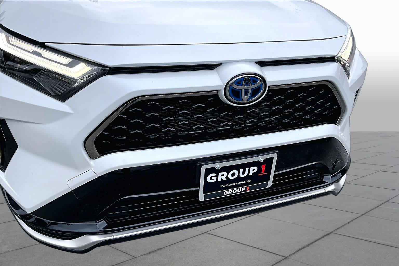 Used 2024 Toyota RAV4 XSE w/ Weather Package AWD/4WD image 30
