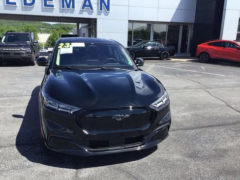 Certified 2023 Ford Mustang Mach-E Premium AWD/4WD image 3