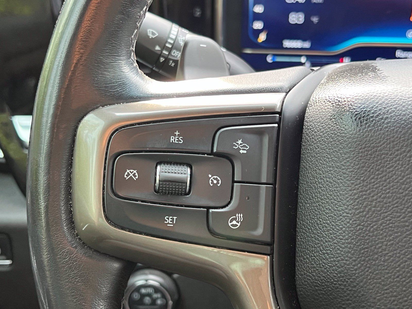 Used 2022 Chevrolet Silverado 1500 High Country w/ Z71 Off-Road Package AWD/4WD image 28