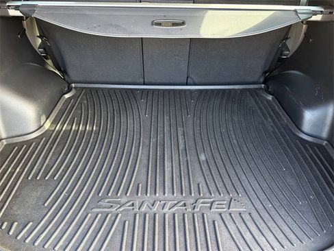 Used 2017 Hyundai Santa Fe Sport w/ 2.0T Ultimate Tech Package 05 image 10