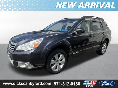 Used 2011 Subaru Outback 2.5i Limited AWD/4WD image 2