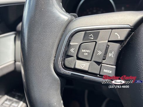 Used 2018 Jaguar XF Premium RWD image 26