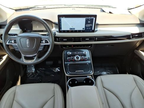 Certified 2023 Lincoln Nautilus AWD w/ Premium Package image 14