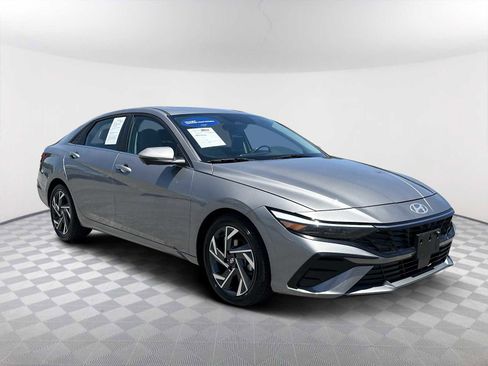 Certified 2024 Hyundai Elantra Limited FWD image 1