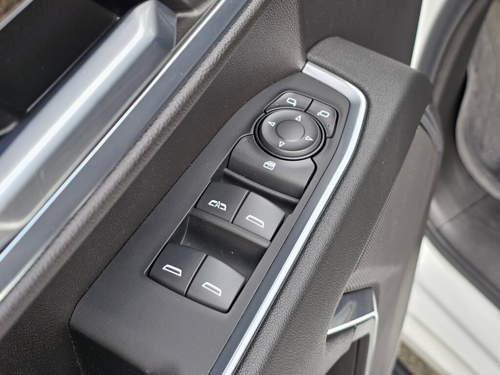 Certified 2023 Chevrolet Silverado 1500 RST w/ Z71 Off-Road Package AWD/4WD image 34
